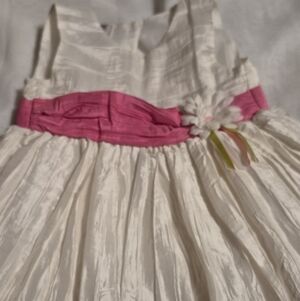 Charming New Horizons Kids Formal Dress with Pink Sash Size 2T